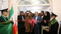 وزیر ارشاد کتابخانه یک مسجد را افتتاح کرد