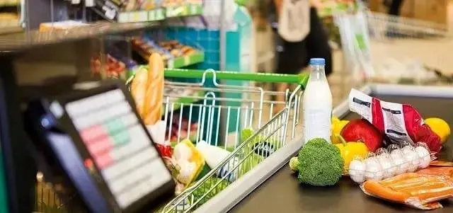 بمب خبری آبان ؛ سبد کالای دولت لاکچری شد !