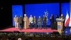 اهدای نشان «معروف» به داریوش ارجمند 