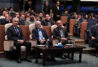 جلوه‌هایی از پیوند ایران و تاجیکستان در رسانه ملی/«ماهی در قلاب» رونمایی شد