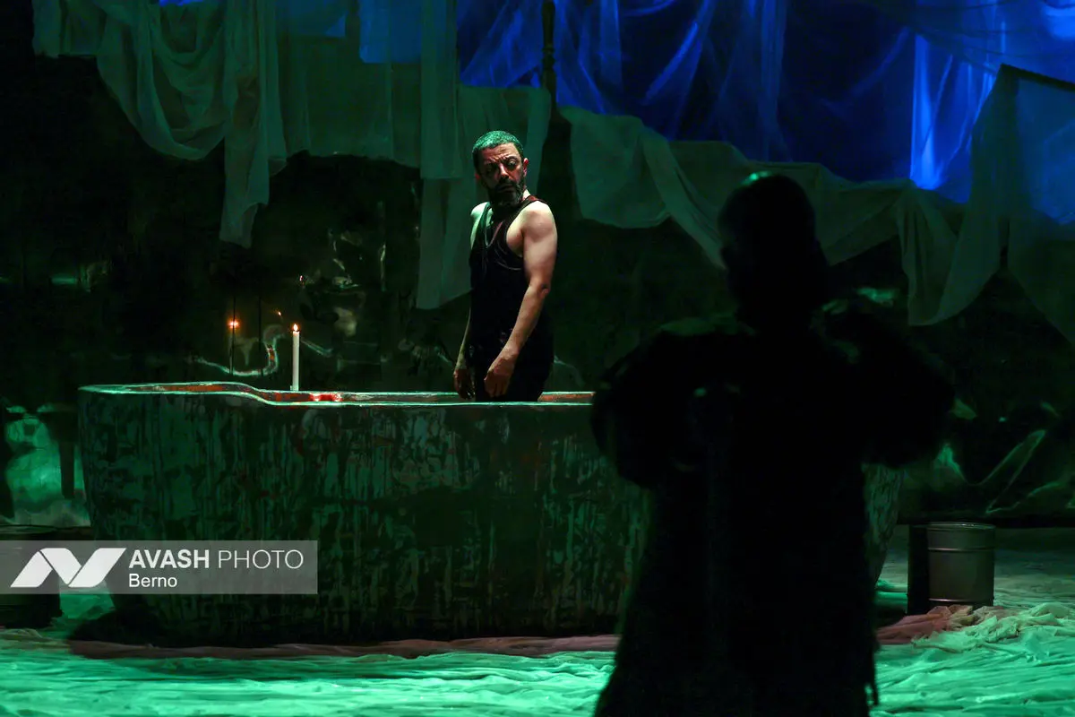 نمایش شاخ بی‌سر