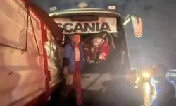 جزئیات تصادف اتوبوس با ۲ دستگاه تریلر