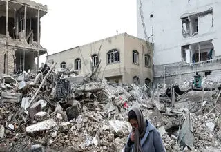 چرا جامعه ایرانی در برابر جنگ فرو نمی‌ریزد؟
