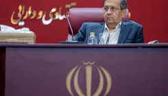 همتی: شبکه بانکی برای پیش‌برد سیاست‌ها تلاش کند