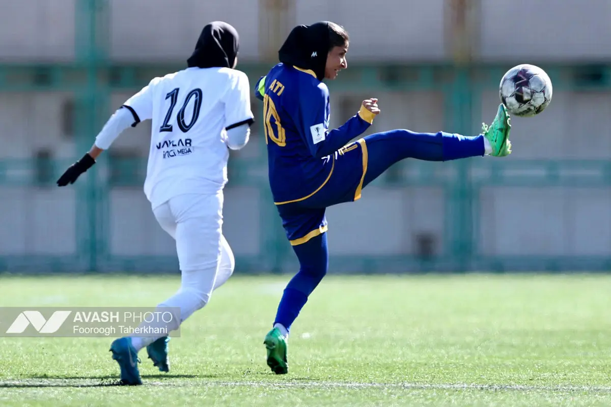 دیدار تیم های خاتون بم و سپاهان اصفهان