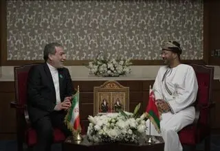 عراقچی با وزیر امور خارجه عمان دیدار کرد