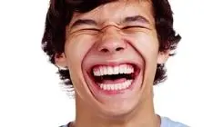 خنده مسخره و ۲۰ دقیقه‌ای 3 هزار نفر به صورت همزمان