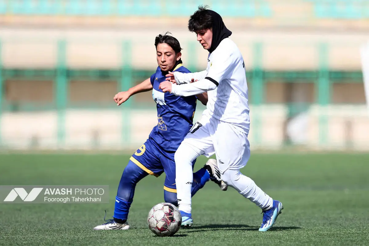 دیدار تیم های خاتون بم و سپاهان اصفهان