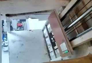 مرگ دلخراش کارگر 13 ساله هنگام گیر کردن در بالابر