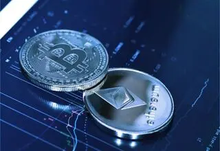 سقوط بیش از ۱۴ درصدی بیت‌کوین در دو هفته گذشته