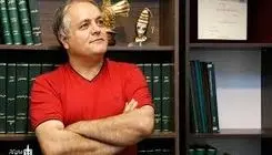 منوچهر اکبرلو: ایرانی‌ها فولاد آب‌دیده شده‌اند