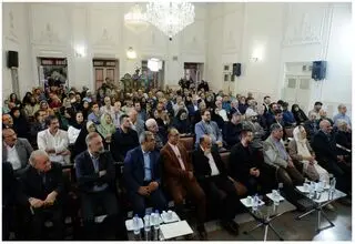 یک عمر پژوهش در سایه‌ حکیم فردوسی
