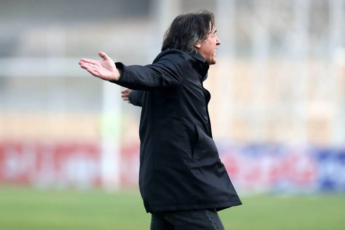 مخالفت ساپینتو با لغو بازی استقلال 