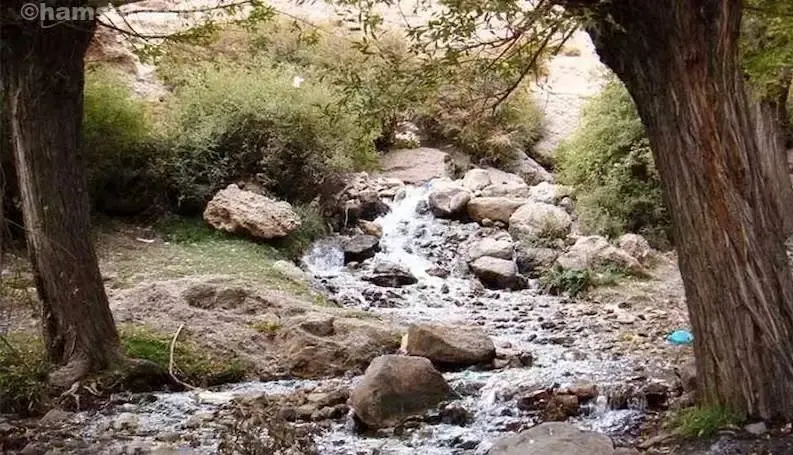 چشمهی اسرارآمیز «قلقل»؛ زمزمه زمین در دل زاگرس