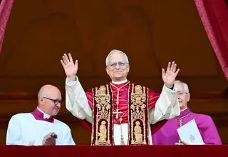 پاپ: جنگ آمریکا و اسرائیل علیه ایران عادلانه نبود