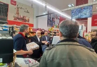 بازدید وزیر دادگستری از اصناف همزمان با حذف ارز ترجیحی