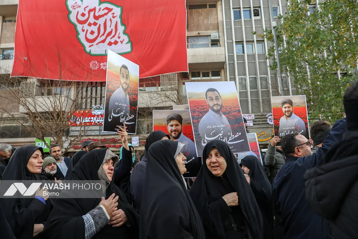 مراسم تشییع پیکر شهدای جنایات اخیر صهیونی - آمریکایی _۲