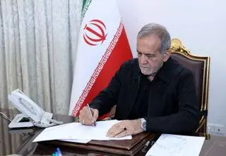  پیام تسلیت پزشکیان به حجت‌الاسلام مروی