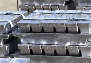 ظرفیت تبدیل محصولات سرب و روی به ترکیبات صادراتی وجود ندارد