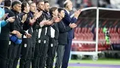 فدراسیون تماشاگر، تیم ملی بی‌برنامه