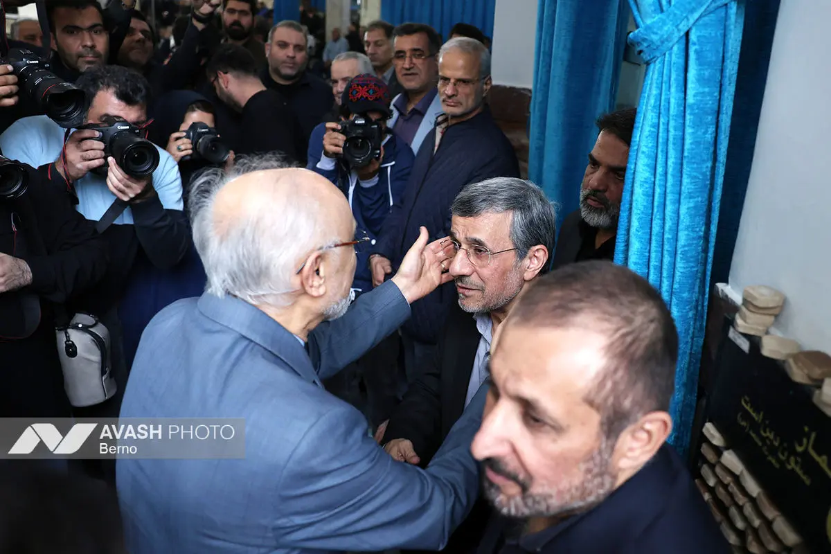 مراسم یادبود زرین احمدی‌نژاد در مسجد جامع نارمک