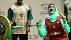 الناز متقیان به مدال نقره پاراوزنه‌برداری دست یافت