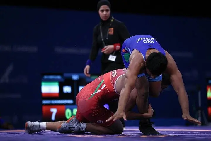 صعود دو کشتیگیر به فینال و ردهبندی