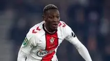 استقلال رکورد پرسپولیس را می‌شکند
