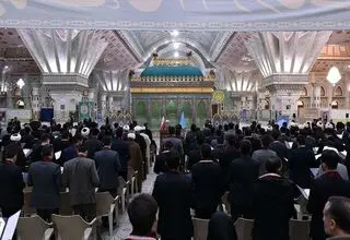 تحلیف قضات جدیدالورود دستگاه قضایی در حرم امام(ره) برگزار شد