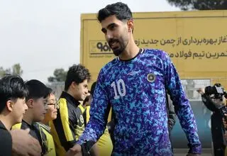 بازیکن تازه‌وارد پرسپولیس با دردسر زیاد به تهران رسید