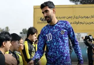 بازیکن تازه‌وارد پرسپولیس با دردسر زیاد به تهران رسید