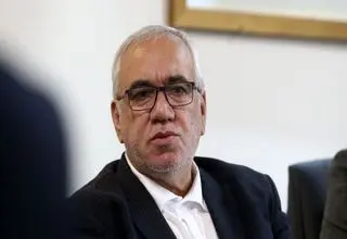 مدیریت با روش‌های هزاره قبل در عصر اینترنت!