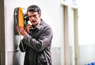 ذهن زیبای رئیس صداوسیما برای تبلیغ فحاش به نظام وسط جنگ!