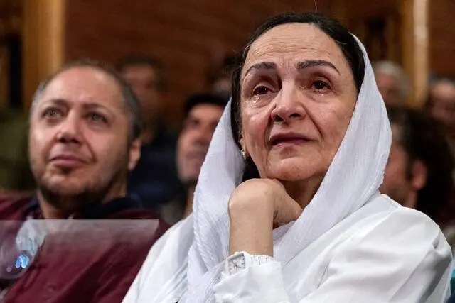 نکوداشت گلاب آدینه