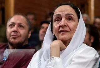 نکوداشت گلاب آدینه