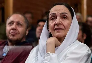 نکوداشت گلاب آدینه