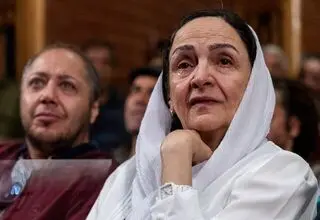 نکوداشت گلاب آدینه