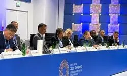 همتی: اولویت ارزی بانک مرکزی، تامین کالاهای اساسی مردم است