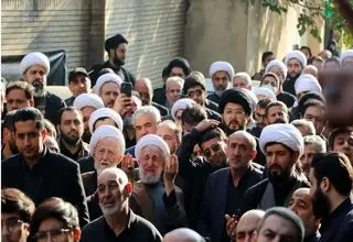 گریه‌های کاظم صدیقی در مراسم تشییع پسرش 