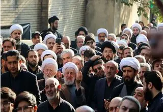 گریه‌های کاظم صدیقی در مراسم تشییع پسرش 