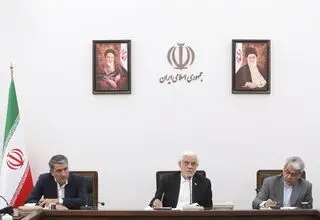 عارف: این روزها امتحانی برای ما مسئولان است