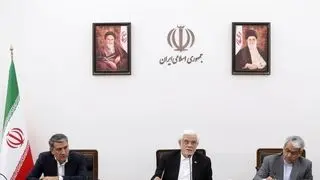 عارف: این روزها امتحانی برای ما مسئولان است