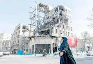 زیر بمباران مداوم 