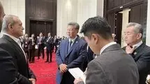 گفت‌وگوی کوتاه رؤسای جمهور ایران و چین در حاشیه اجلاس سران سازمان همکاری شانگهای