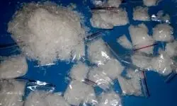 کشف یک تن مواد مخدر شیشه در یک پرادو در یزد 