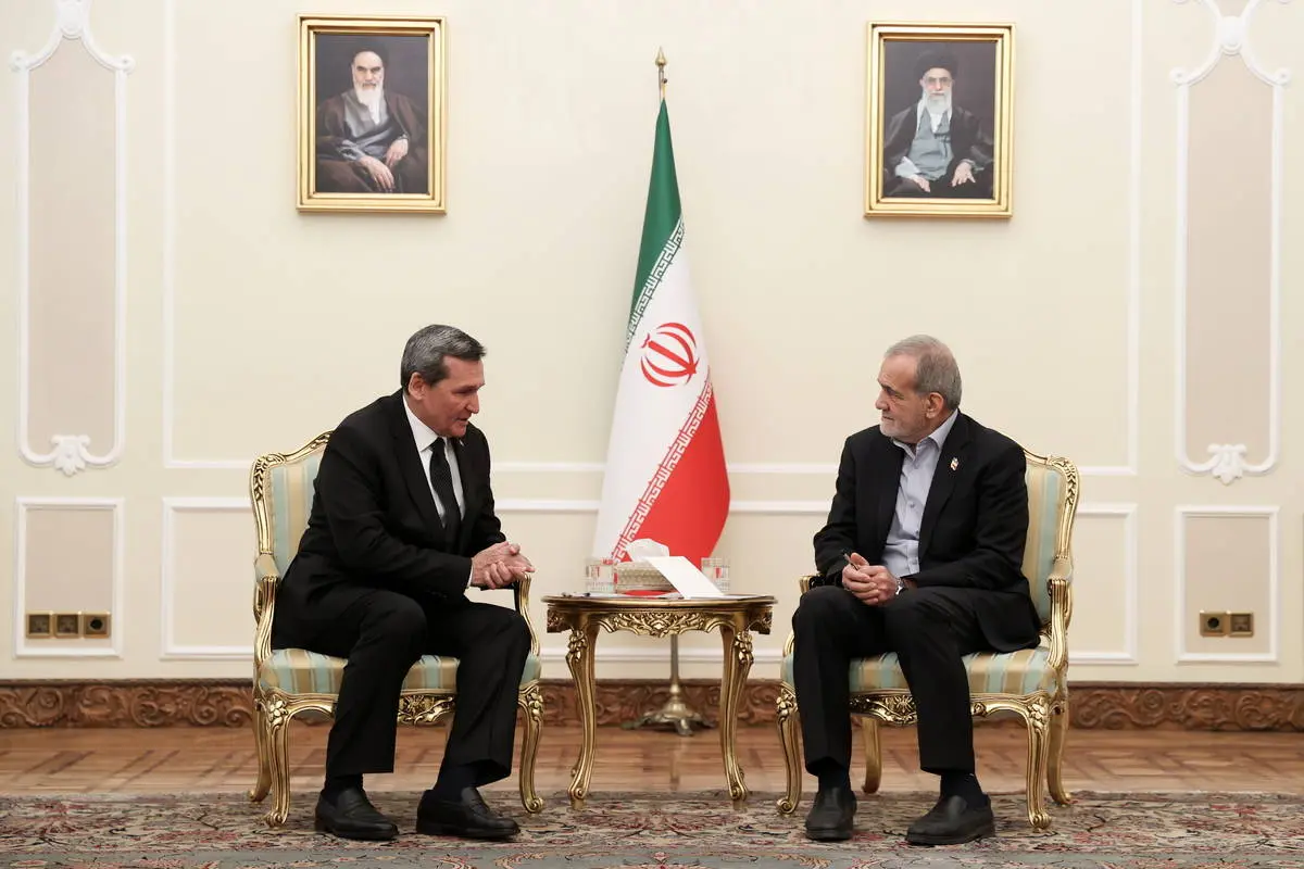 پزشکیان: دستورات لازم برای بررسی زمینههای همکاری بیشتر با دولت ترکمنستان صادر شده است