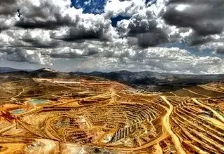 ثروت خفته بیخ گوش تهران