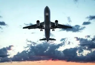 نخستین تصاویر از محل سقوط هواپیمای مسافربری