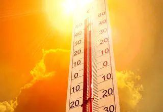 ایران در دل آتش و دود