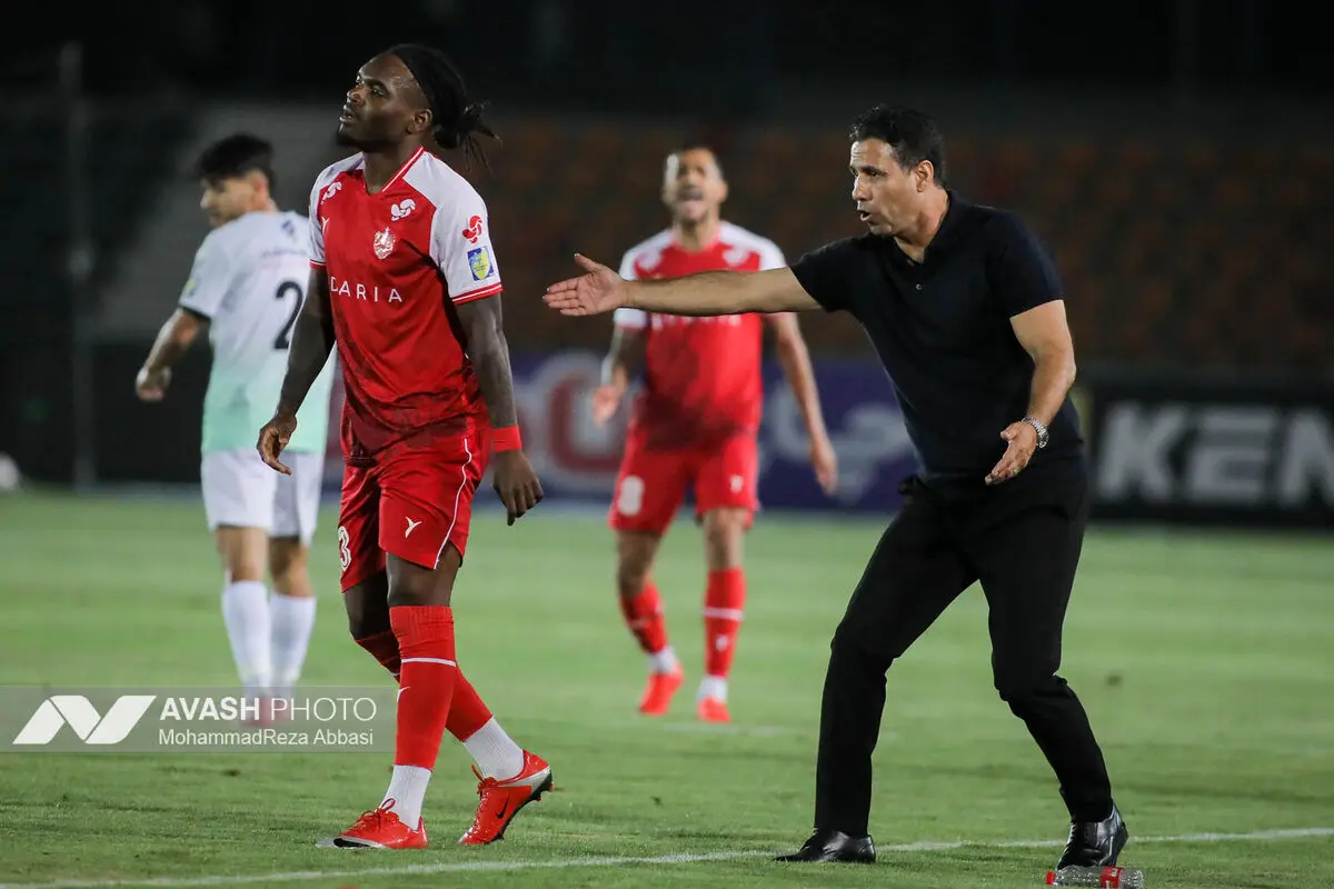 هفته ششم لیگ برتر فوتبال ایران؛ پرسپولیس - ذوب‌آهن